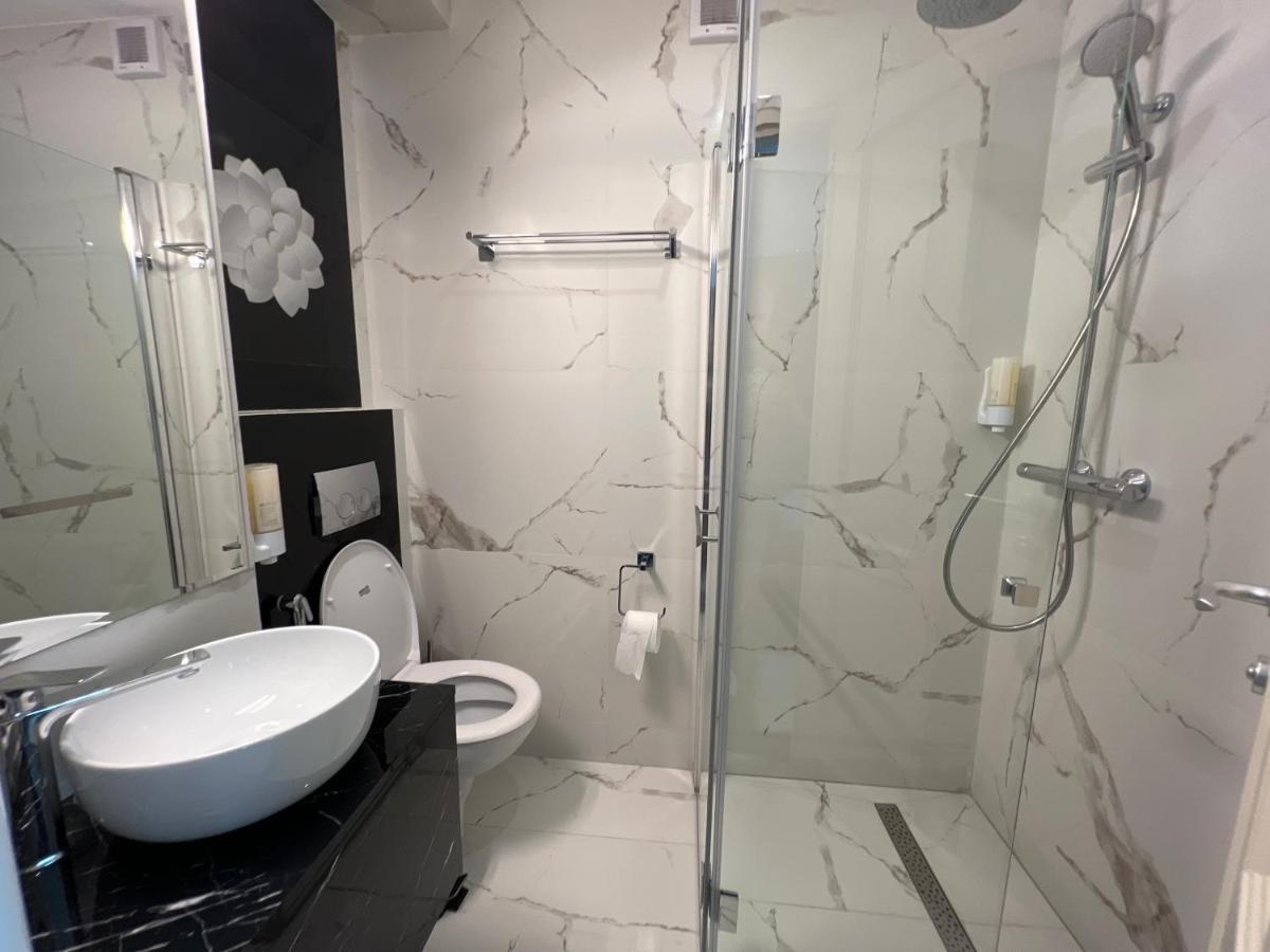 Ocaua Lui Cuza Hotell Tecuci Eksteriør bilde